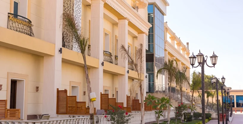 Ultra Loaloa Nile Maadi Hotel