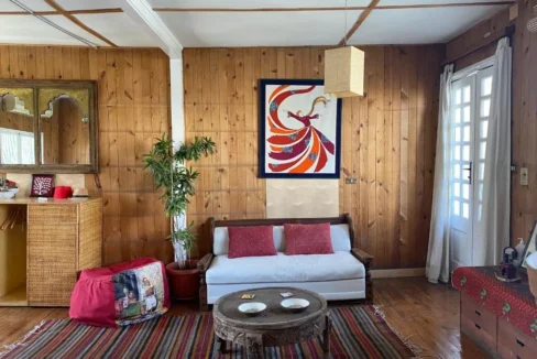 عوامة تاريخية على النيل في أجمل مكان بالقاهرة