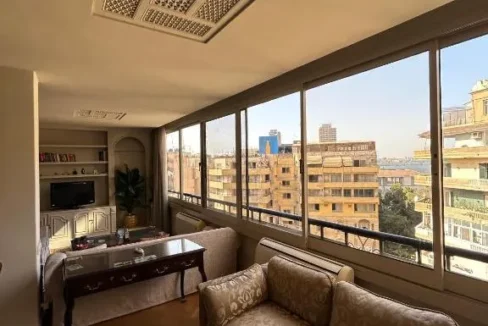 شقه مفروشة على النيل في شارع محمد مظهر